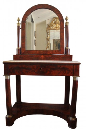 Coiffeuse console Empire, en acajou, début du XIXe siècle