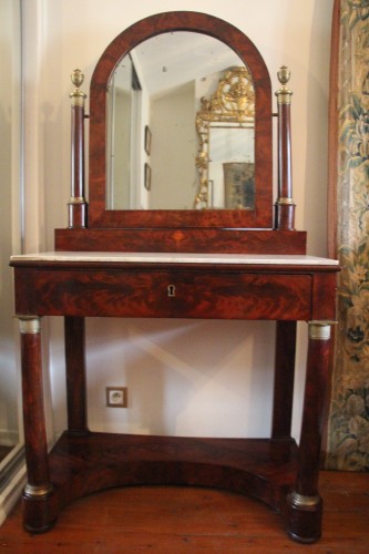 XIXe siècle - Coiffeuse console Empire, en acajou, début du XIXe siècle
