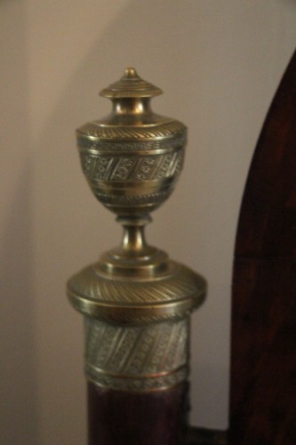 Empire - Coiffeuse console Empire, en acajou, début du XIXe siècle