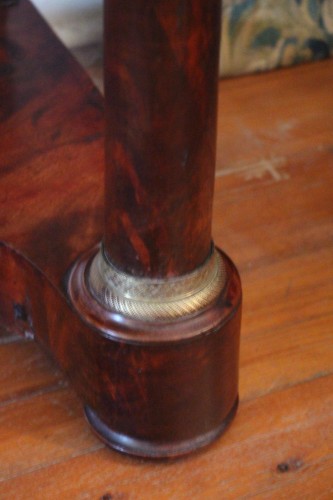 Antiquités - Coiffeuse console Empire, en acajou, début du XIXe siècle