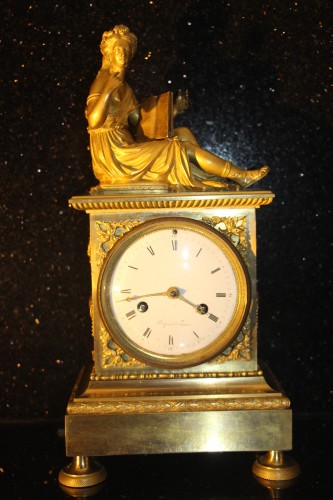 Horlogerie Pendule - Allégorie de la poésie, pendule en bronze doré d'époque Empire