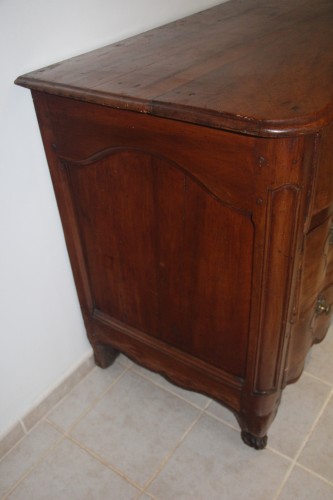 XVIIIe siècle - Commode arbalète provençale, époque Louis XV