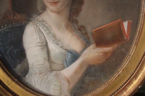 Dame de qualité au livre, école française vers 1775 - Louis XVI