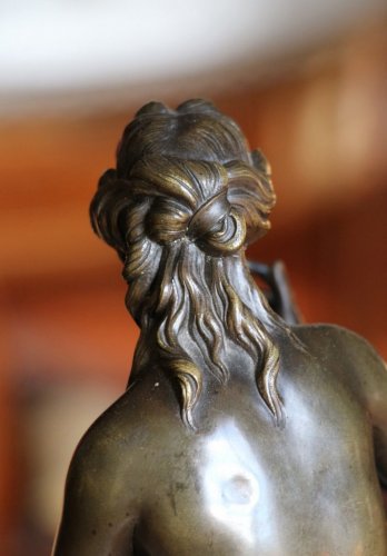 Antiquités - Groupe en bronze "Vénus et Cupidon" XVIIIe siècle