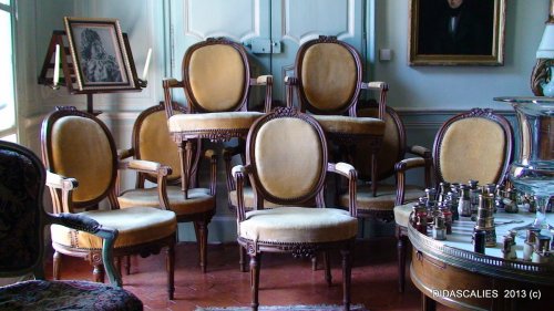 Set of eight Louis XVI cabriolet armchair