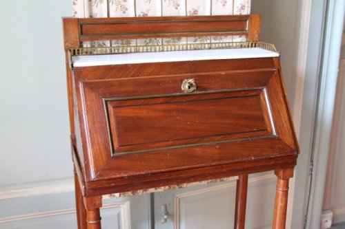 Antiquités - Small Louis XVI secretaire