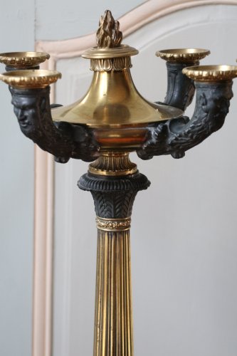Antiquités - Paire de candélabres en bronze, époque Restauration