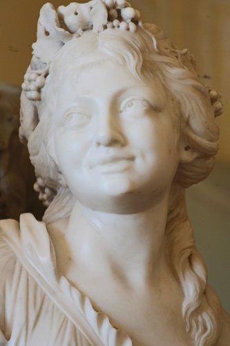 Sculpture Sculpture en Marbre - Buste de nymphe en marbre XVIIIe siècle
