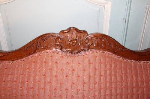 Early 18th century walnut sofa - 