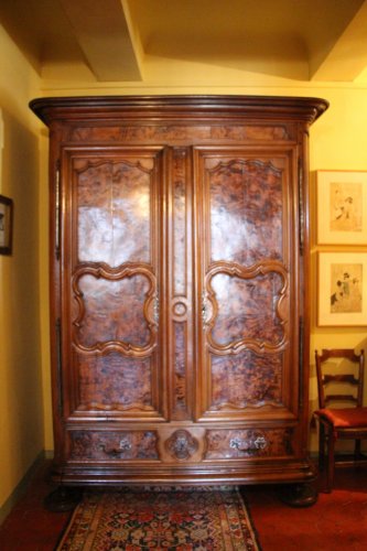 Armoire bressanne XVIIIe siècle