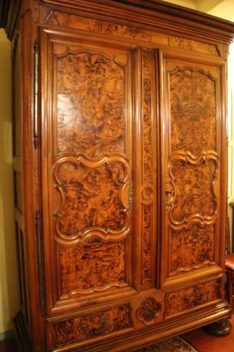 Armoire bressanne XVIIIe siècle - Mobilier Style Régence