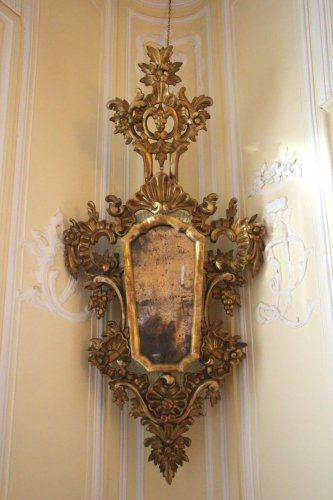 Miroir en bois doré, Venise, XVIIIe siècle