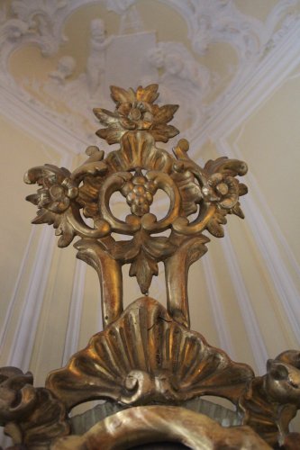 XVIIIe siècle - Miroir en bois doré, Venise, XVIIIe siècle