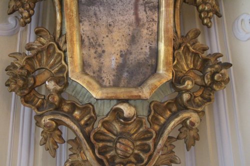 Louis XVI - Miroir en bois doré, Venise, XVIIIe siècle