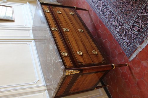 Mobilier Commode - Commode en bois de rose et citronnier, estampillée CRAMER,Maître en 1771