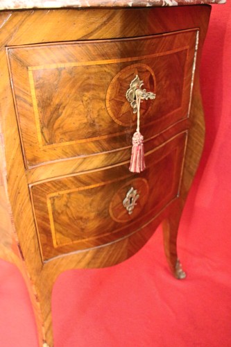 Antiquités - Commode d'entre-deux, époque Louis XV, Grenoble