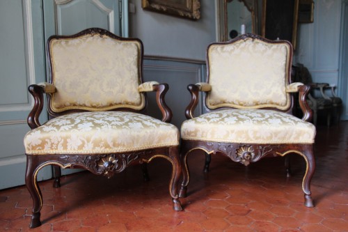 Paire de fauteuils à la reine, première moitié du XVIIIe siècle - Sièges Style Régence