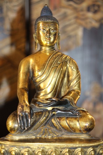 XIXe siècle - Bouddha en bronze doré "les mudrà", Chine fin XVIIIe début XIXe