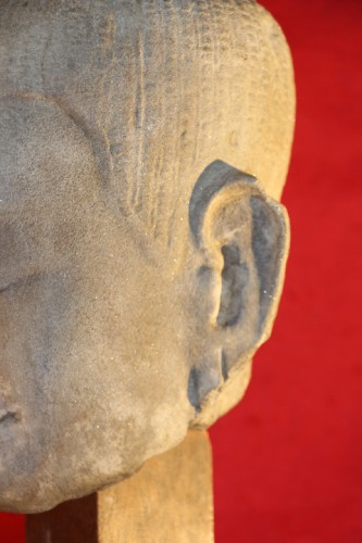 XVIIIe siècle - Tête de Bouddha en pierre volcanique, Art Khmer XVIe-XVIIIe siècle