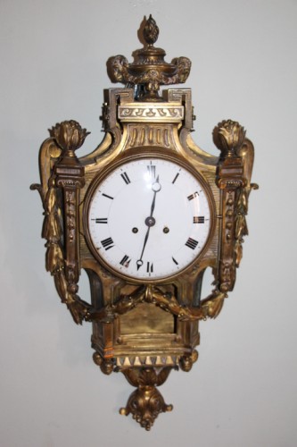 Cartel d'applique d'époque Louis XVI en bronze doré - Horlogerie Style Louis XVI