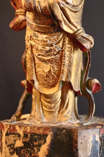 Gardien de temple en bois sculpté - Chine XVIIIe siècle - 