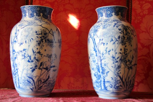 Paire de vases à décor de pivoines, Chine fin XIXe siècle - Didascalies