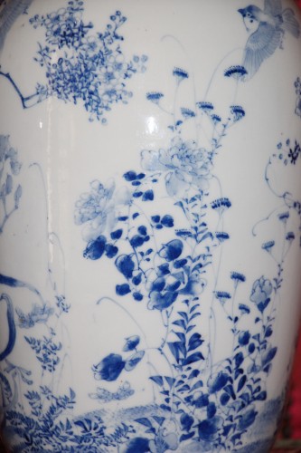 Antiquités - Paire de vases à décor de pivoines, Chine fin XIXe siècle