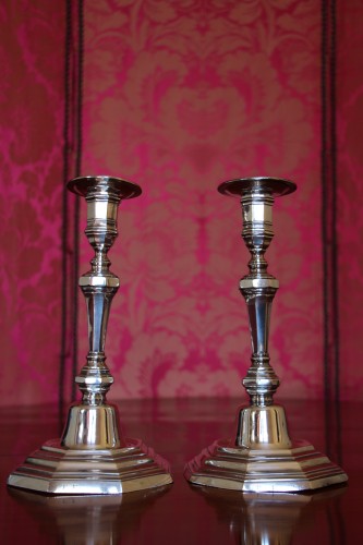 Candlesticks in solid silver, hallmark letter H crowned, signed F.F, 18th century - silverware & tableware Style French Regence