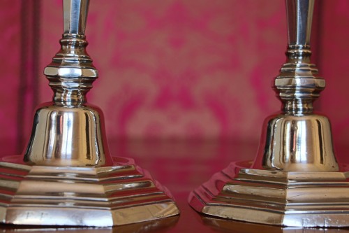 18th century - Candlesticks in solid silver, hallmark letter H crowned, signed F.F, 18th century