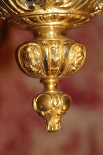 Important lustre en bronze doré vers 1900 - Didascalies