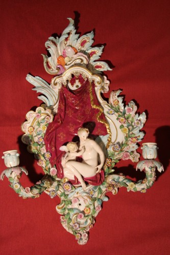 Luminaires Appliques - Grande paire d'appliques en porcelaine de Saxe de style rocaille, XIXe siècle