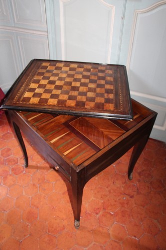 Antiquités - Table à jeux d'époque Louis XV