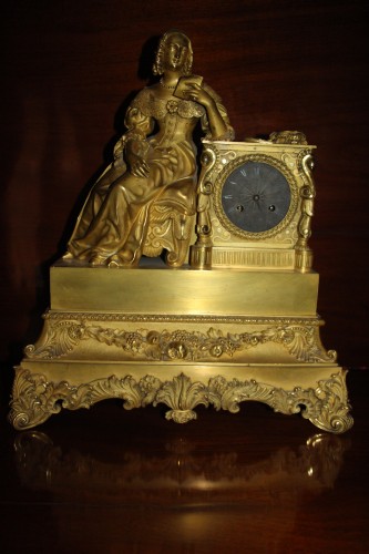 Pendule en bronze doré,"Les heures de Madame de Sévigné", époque Charles X - Horlogerie Style Restauration - Charles X