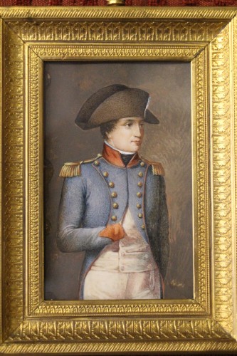 Napoleon Bonaparte in military dress, miniature on ivory circa 1800 - Objects of Vertu Style Empire