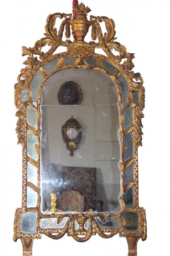 Large mirror with parecloses, England 18th century