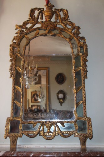 Miroirs, Trumeaux  - Grand miroir à parecloses, Angleterre XVIIIe siècle