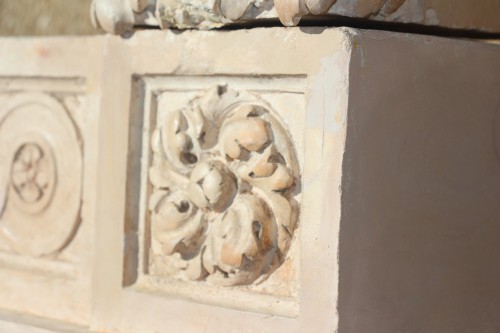 Louis-Philippe - Rare 19th century terra cotta mantel in the Antique style