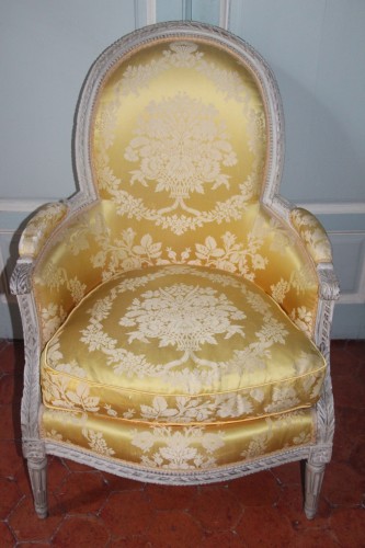 Bergère laquée gris perle époque Louis XVI estampillée G.H VINATIER - Sièges Style Louis XVI