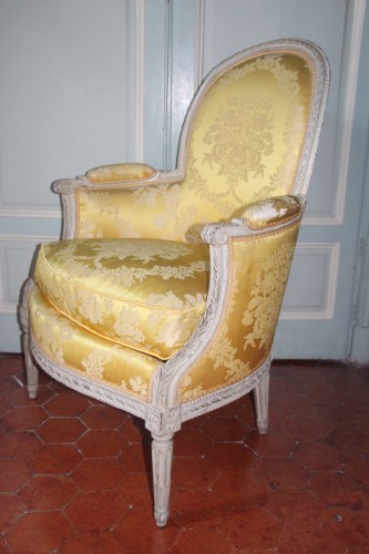 Bergère laquée gris perle époque Louis XVI estampillée G.H VINATIER - Didascalies