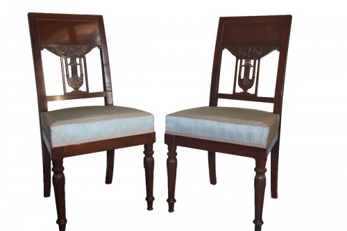 Paire de chaises en acajou attribuée à Georges Jacob, provenance Marquis de Mornay