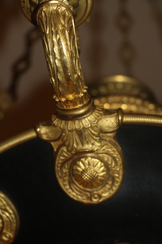 Lustre à l'antique en bronze doré et patiné, époque Louis-Philippe - Louis-Philippe