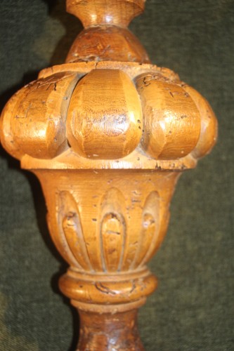 Antiquités - Pair of Louis XIV linden fire pots