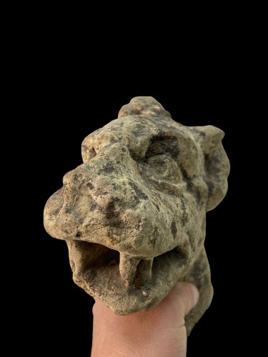 11th to 15th century - Gothic architectural fragment of a dog&#039;s head (France?)