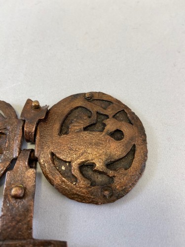 Moyen Âge - Un fragment d'un Collier en cuivre - 12e / 13e siècle - Limoges (?) - France