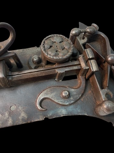 Wrought iron door lock - Late 16th Early 17th Century - Architectural & Garden Style Middle age