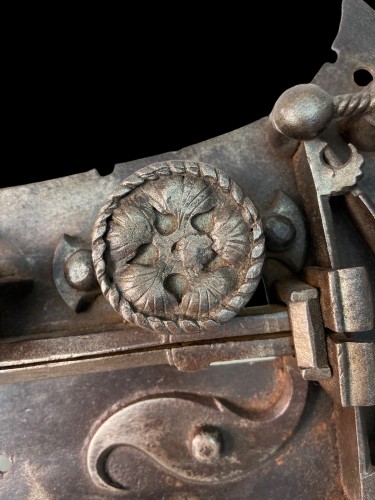 Antiquités - Wrought iron door lock - Late 16th Early 17th Century