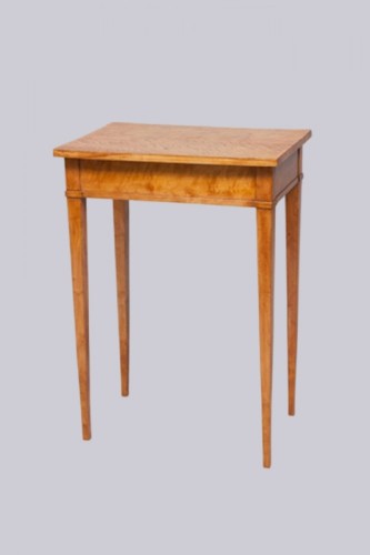 An early Biedermeier occasional table circa 1815 - Furniture Style Restauration - Charles X