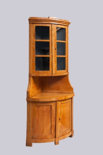 Meuble d'angle à deux corps (zweiteilig), Allemagne centrale vers 1825/30 - Mobilier Style Restauration - Charles X
