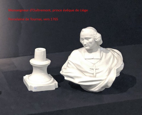 Antiquités - Busts of Voltaire and Rousseau, Tournai or Orléans biscuit, circa 1765-1775
