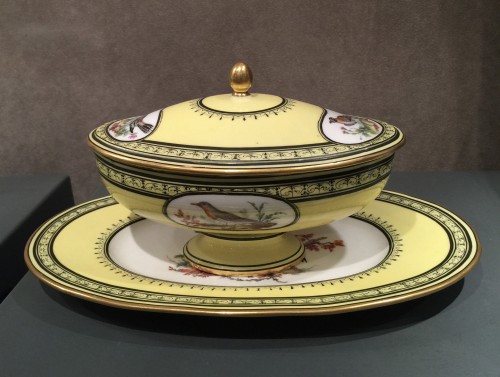 Porcelain & Faience  - Sèvres soft-paste porcelain sugar-bowl with yellow ground, dated 1791